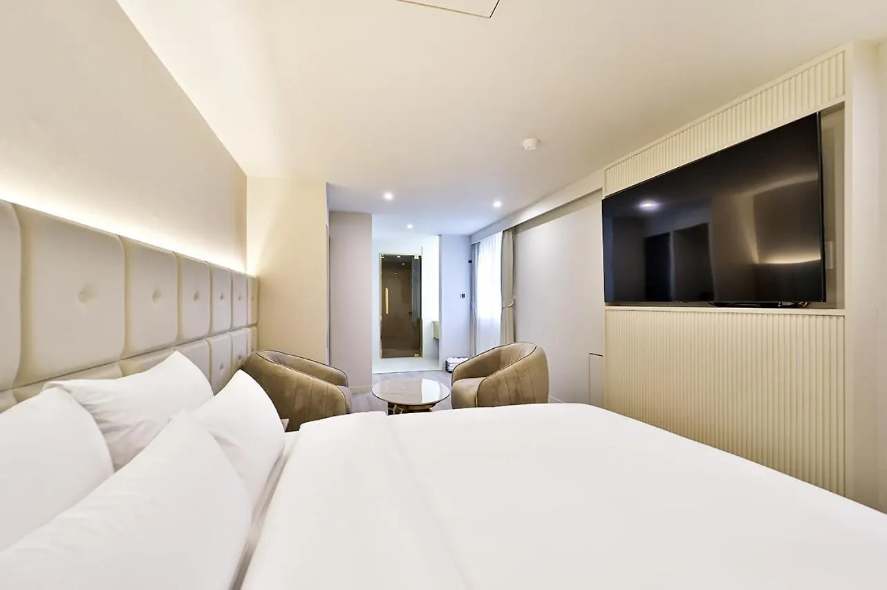 Denbasta Hotel Daeyeon Busan South Korea