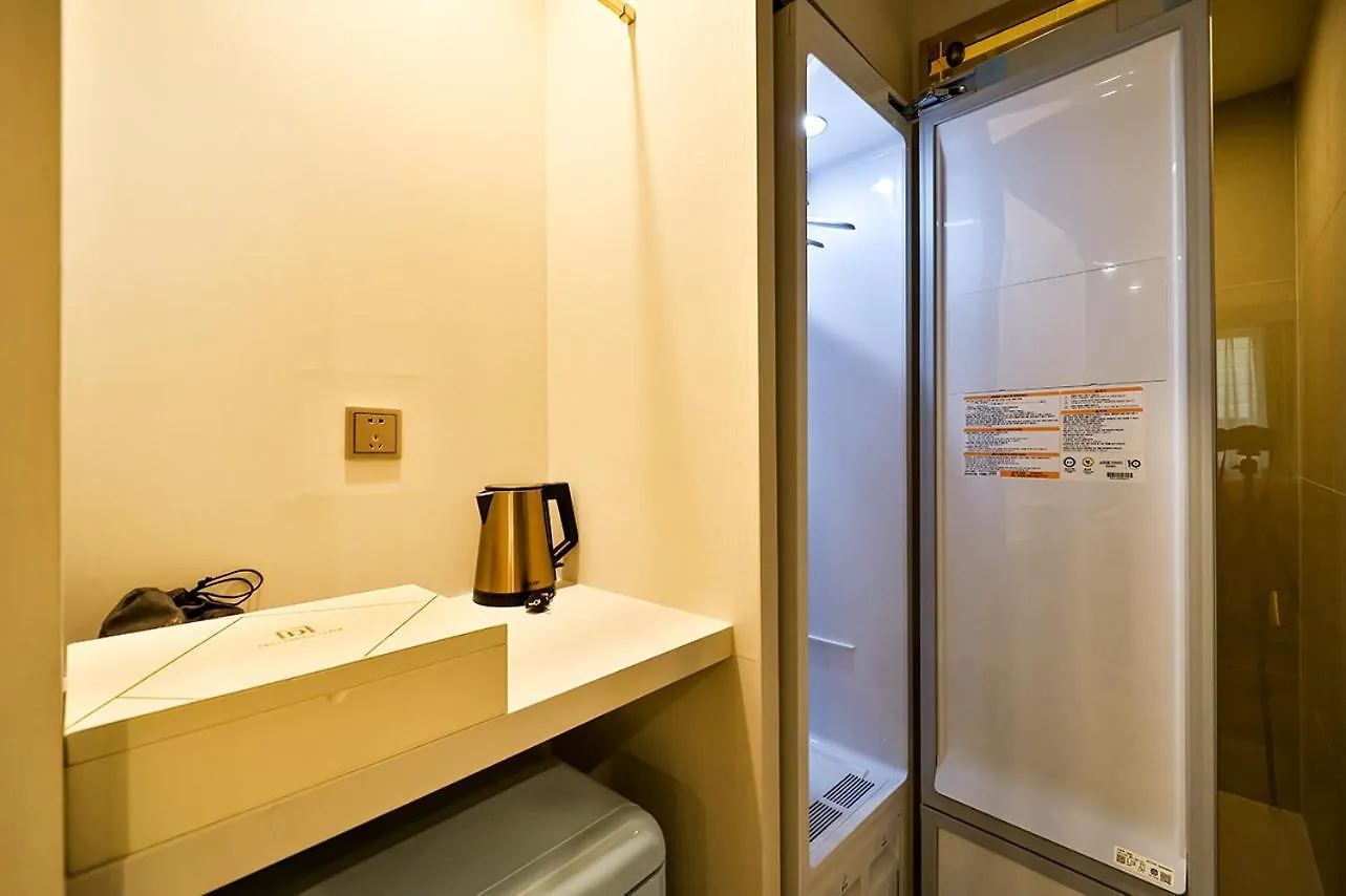Denbasta Hotel Daeyeon Busan 2*,  South Korea