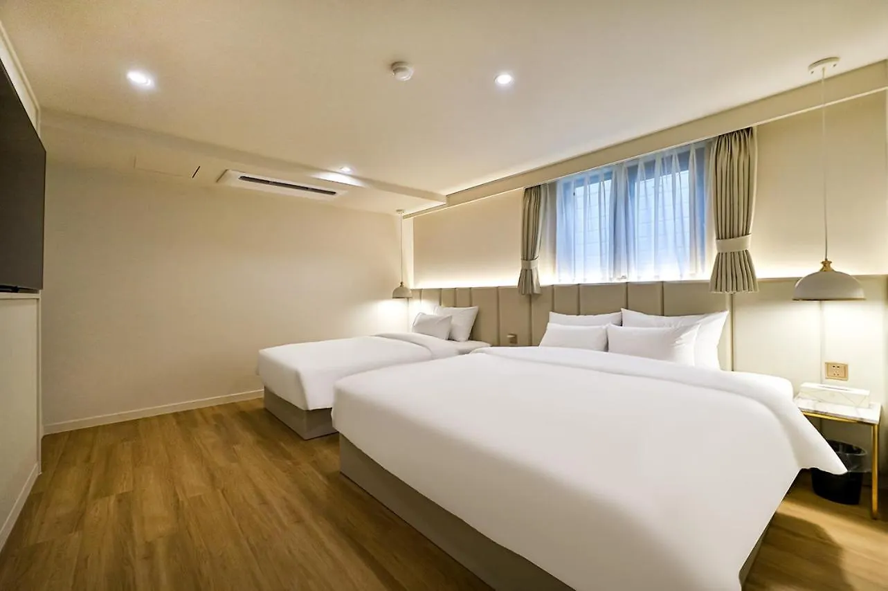 Denbasta Hotel Daeyeon Busan