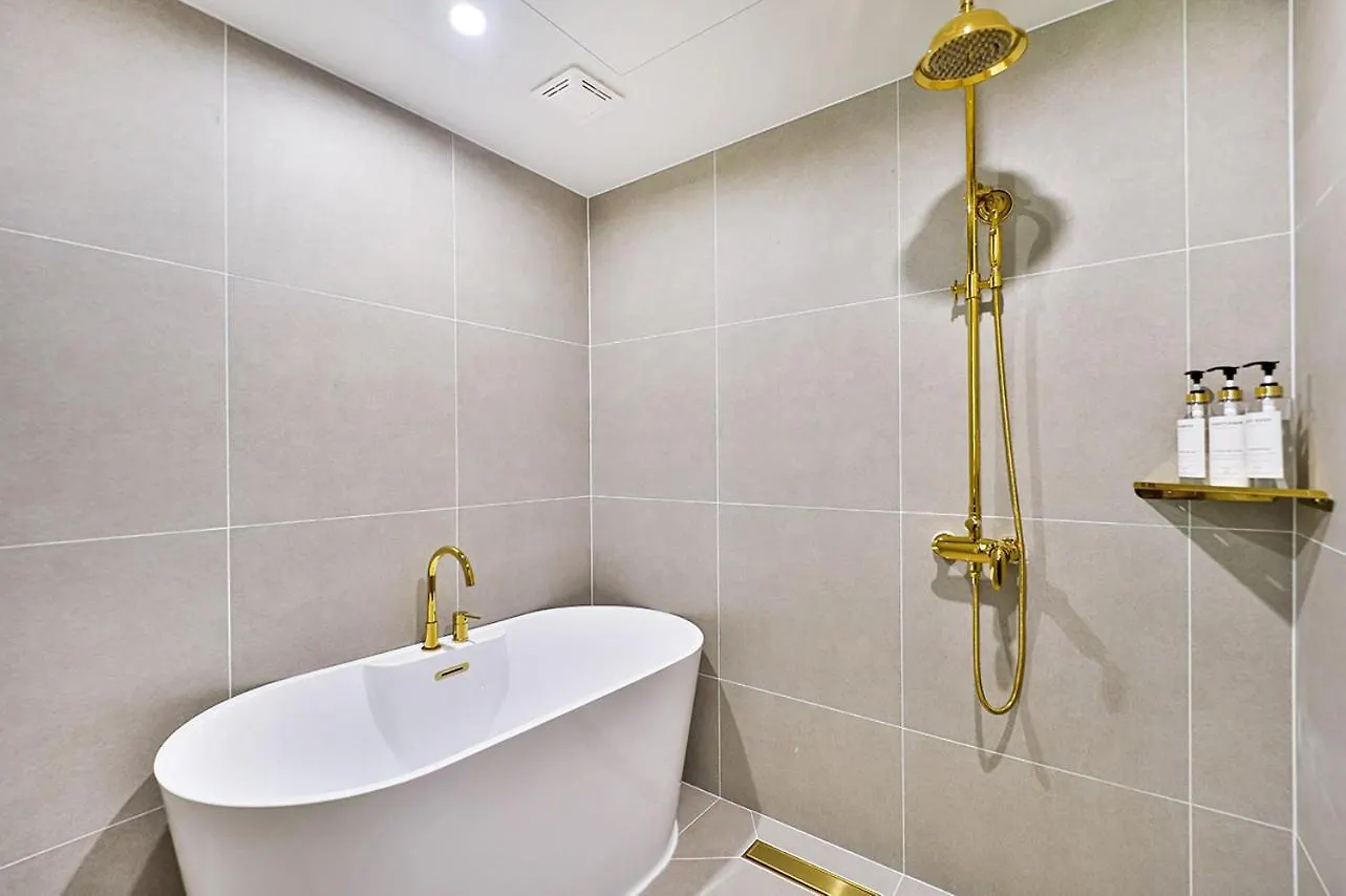 Denbasta Hotel Daeyeon Μπουσάν