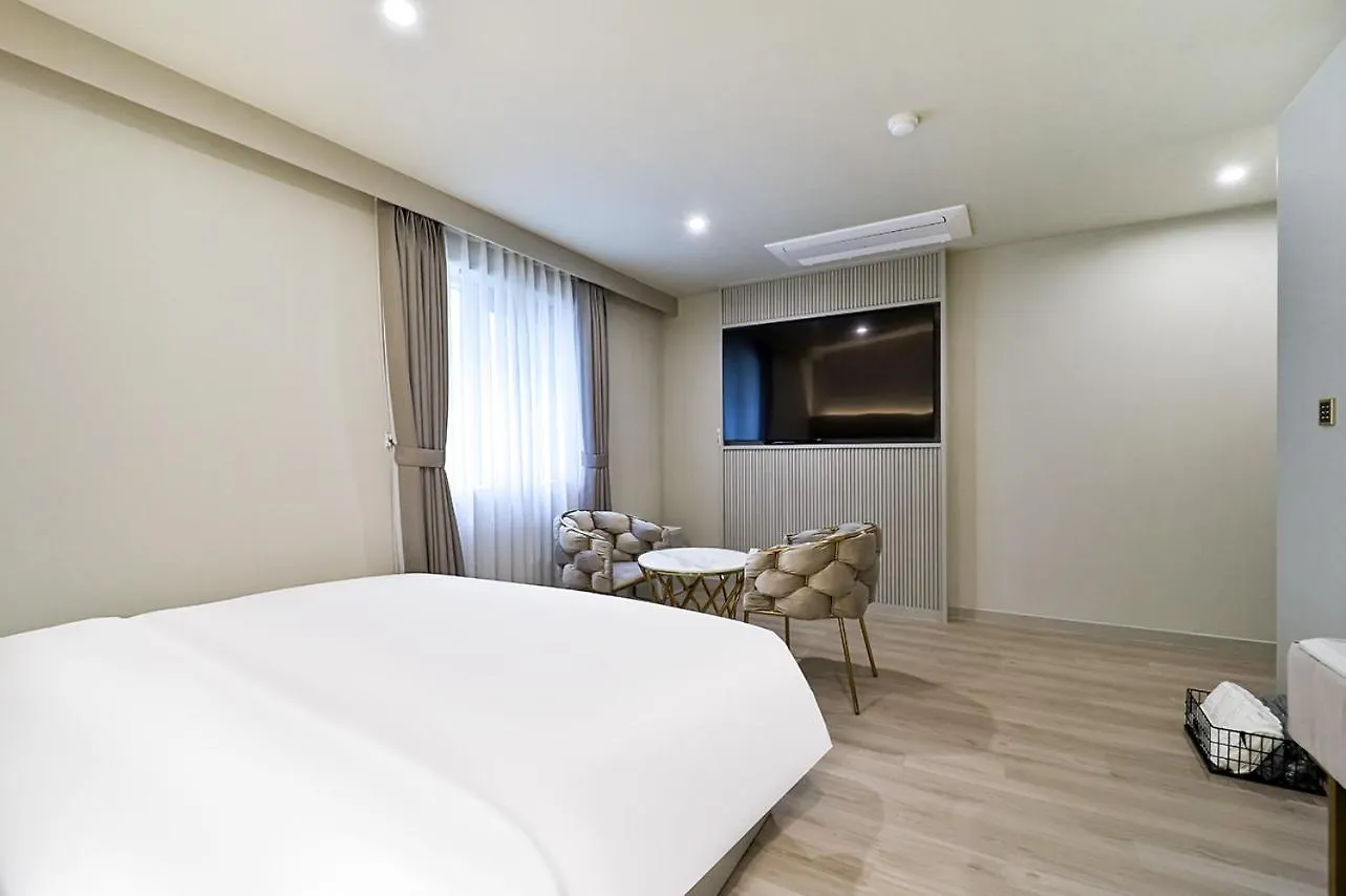 **  Denbasta Hotel Daeyeon Busan South Korea
